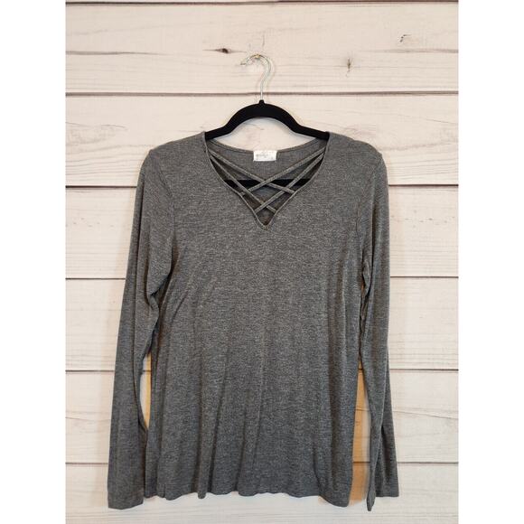 Glitz Tops - Glitz Women's Gray Solid Basic‎ V Neck Long Sleeve T Shirt Size L